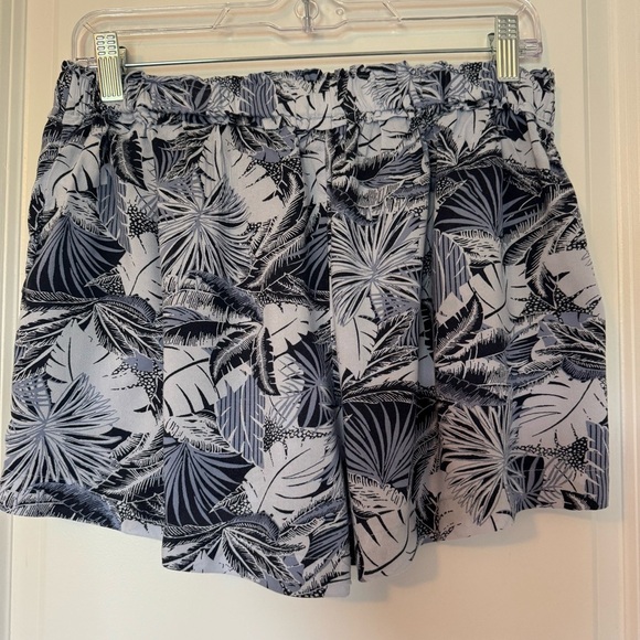 aerie Beach & Beyond Blue Tropical Palm Print Women's Small Short - Picture 2 of 6